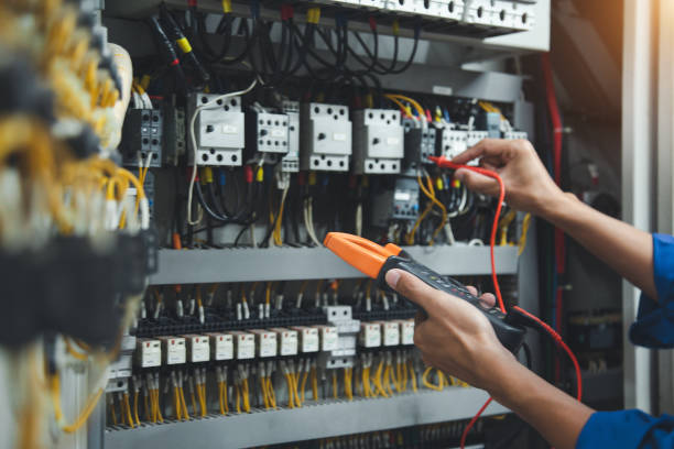 Professional Electrician in Lowell, IN